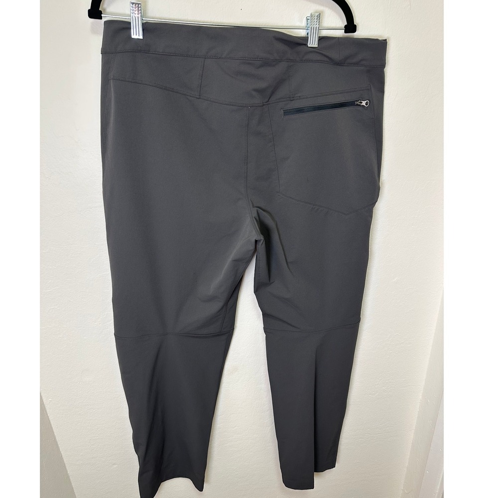 REI Men's Gray Outdoor Hiking Pants Size 38W X 30L Zip Pockets Belt Loops - Picture 9 of 10
